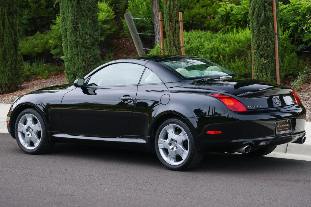 2005 Lexus SC430 - Image 28 of 31