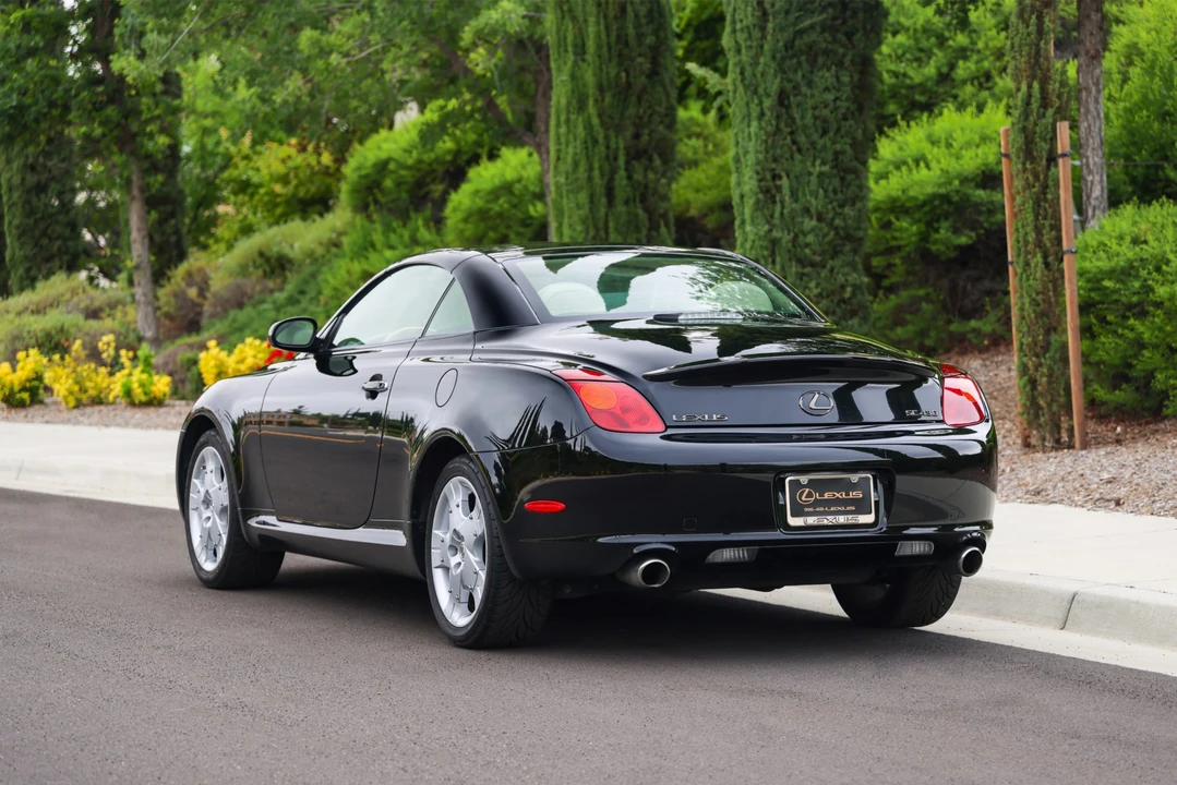 2005 Lexus SC430 - Image 26 of 31