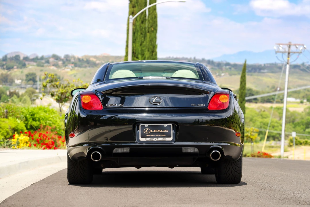 2005 Lexus SC430 - Image 19 of 31