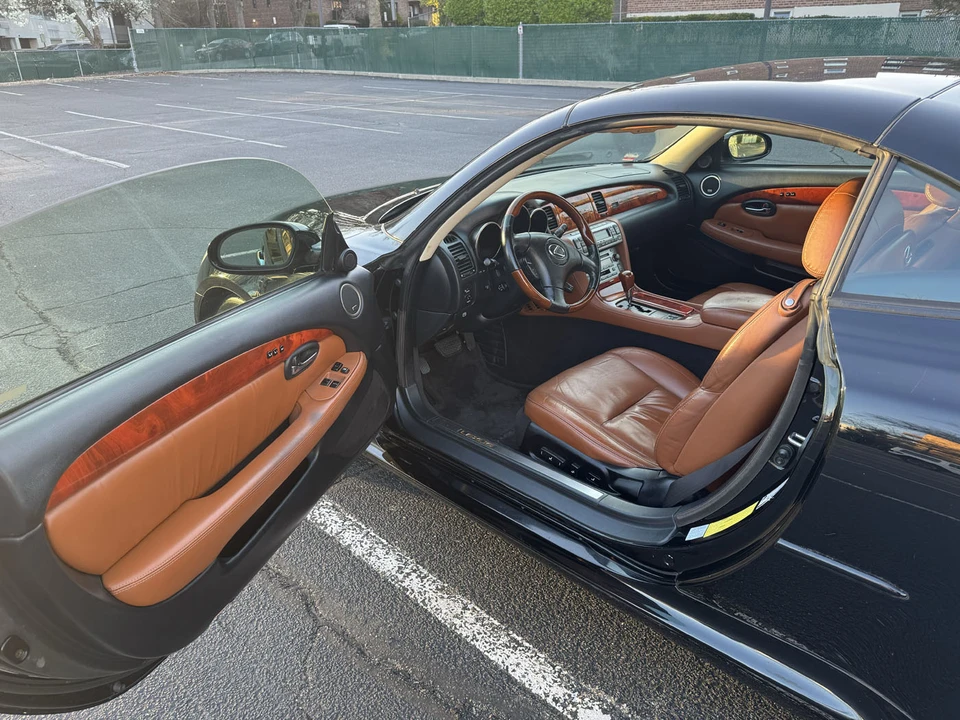 2005 Lexus SC430 - Image 23 of 31
