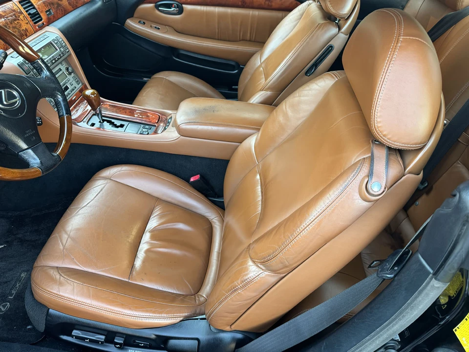 2005 Lexus SC430 - Image 27 of 31