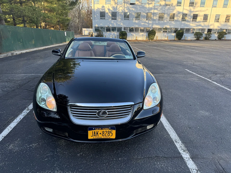 2005 Lexus SC430 - Image 8 of 31