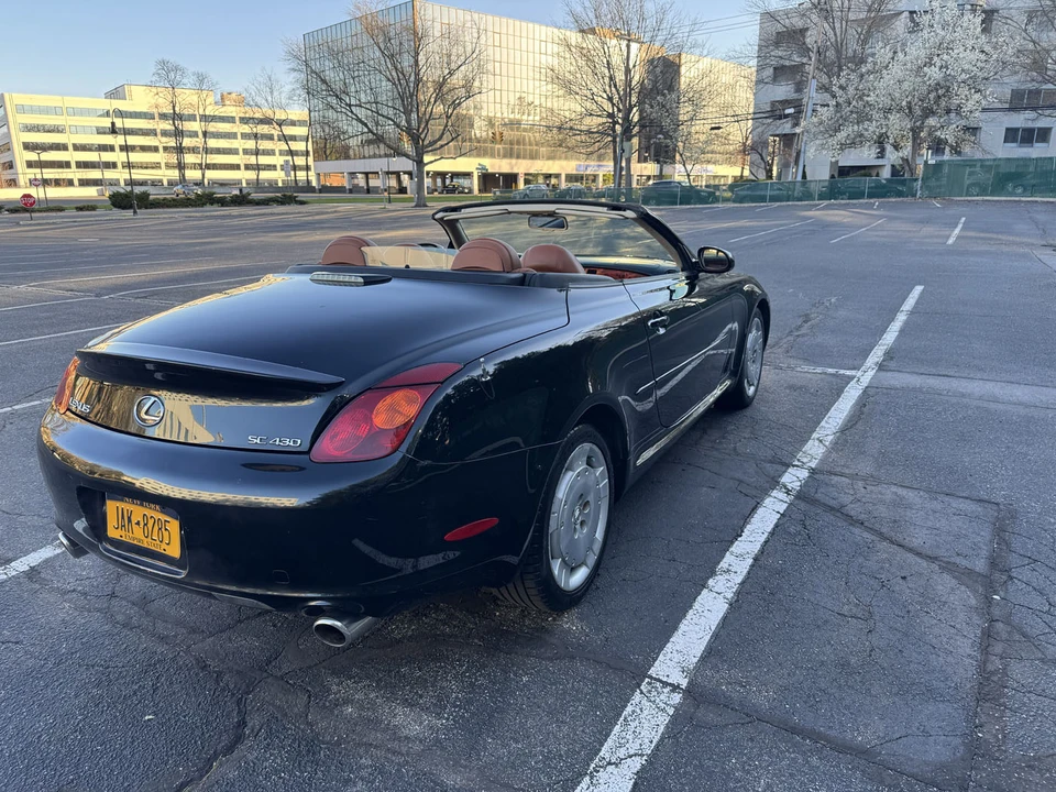 2005 Lexus SC430 - Image 6 of 31