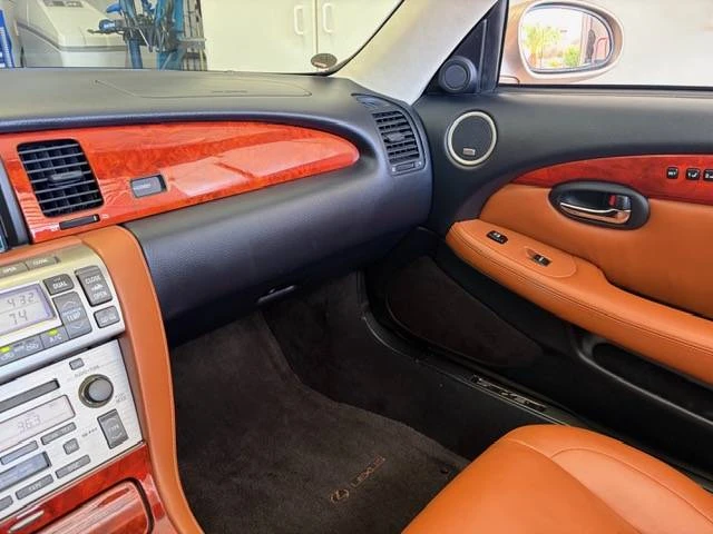 2005 Lexus SC430 - Image 21 of 23