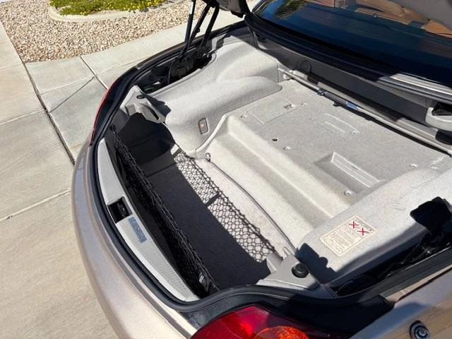 2005 Lexus SC430 - Image 19 of 23