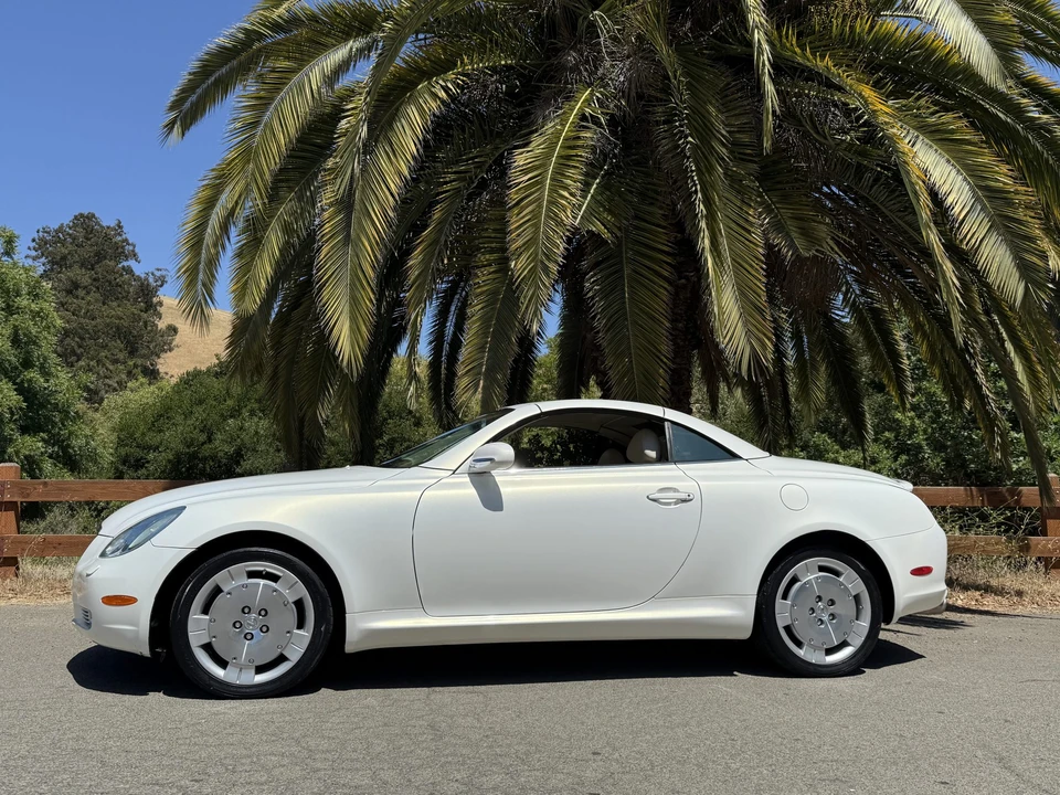 2005 Lexus SC430 - Image 7 of 31