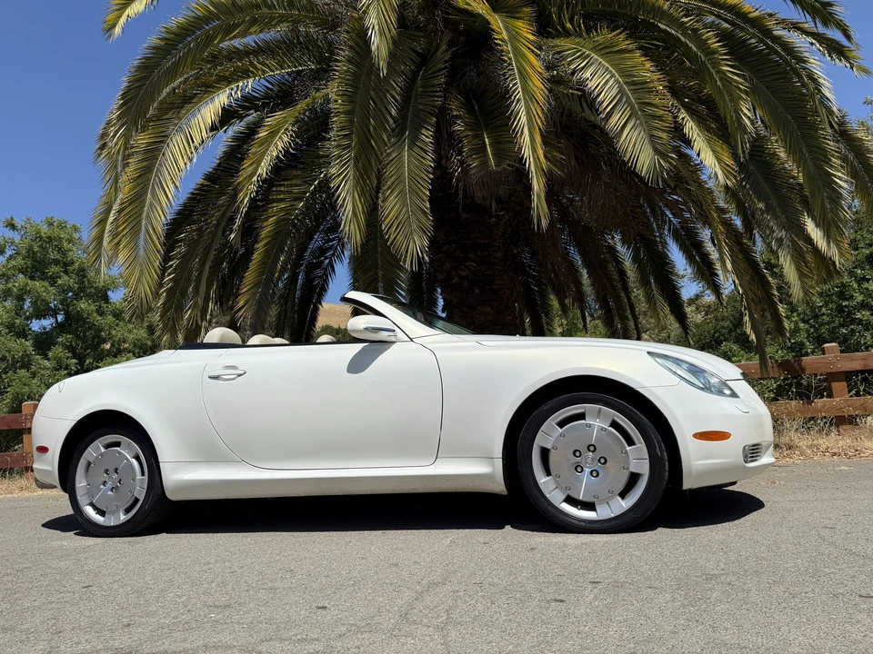 2005 Lexus SC430 - Image 26 of 31