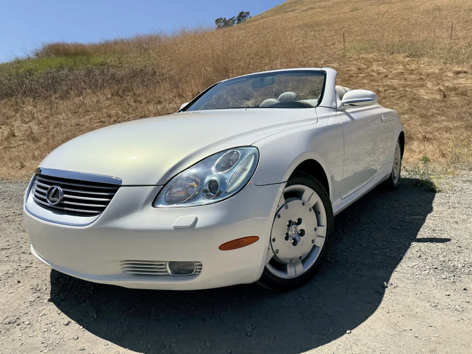 2005 Lexus SC430 - Image 16 of 31