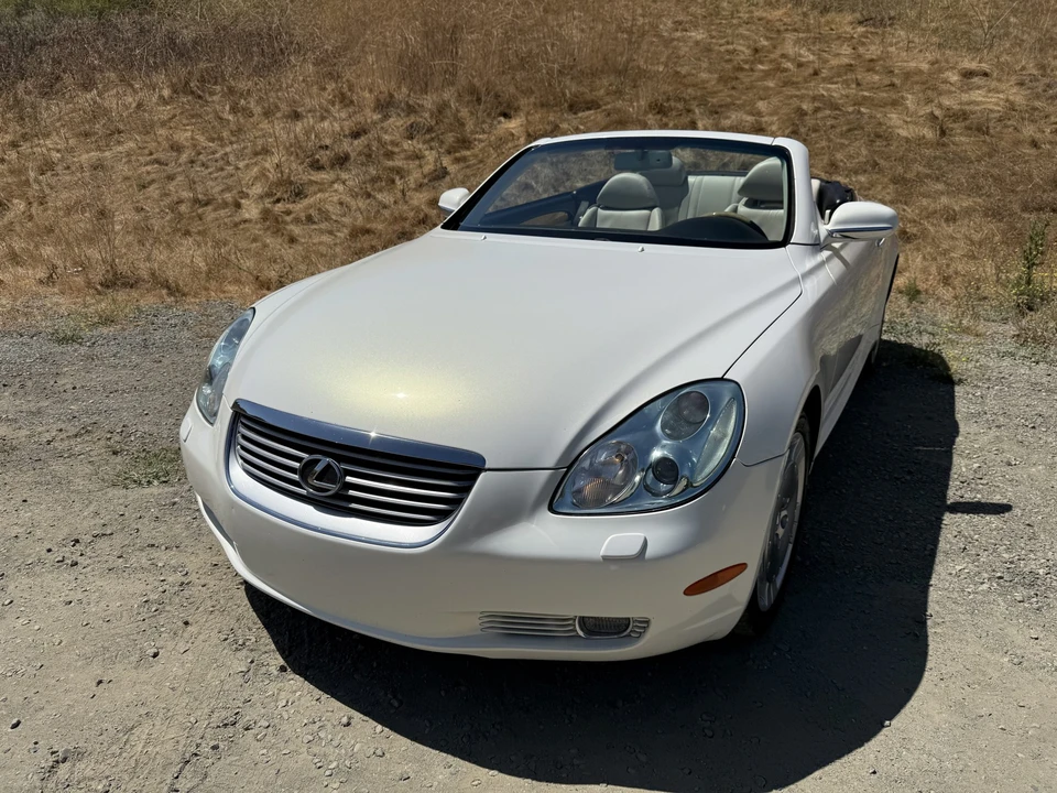 2005 Lexus SC430 - Image 17 of 31