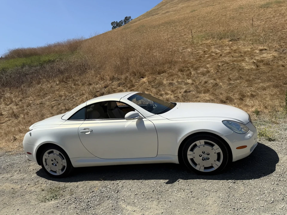 2005 Lexus SC430 - Image 13 of 31