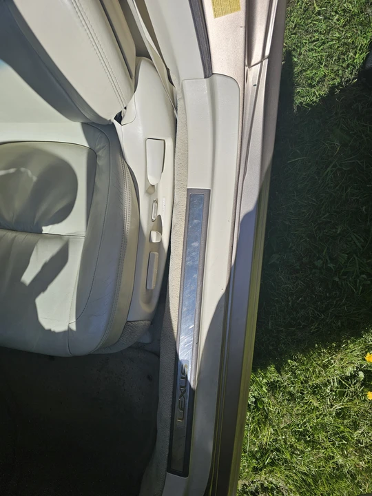 2005 Lexus SC430 - Image 24 of 31