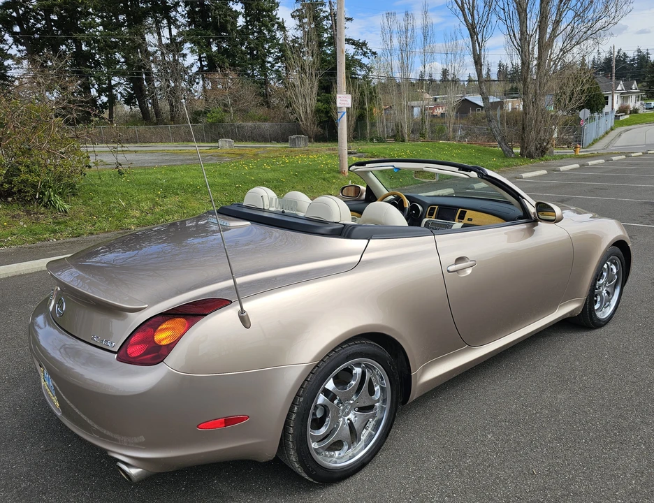 2005 Lexus SC430 - Image 6 of 31