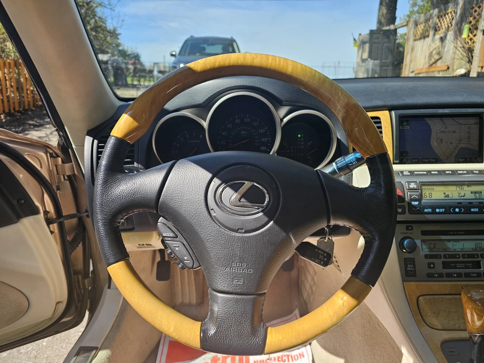 2005 Lexus SC430 - Image 20 of 31
