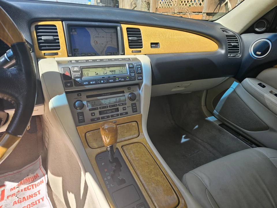 2005 Lexus SC430 - Image 27 of 31