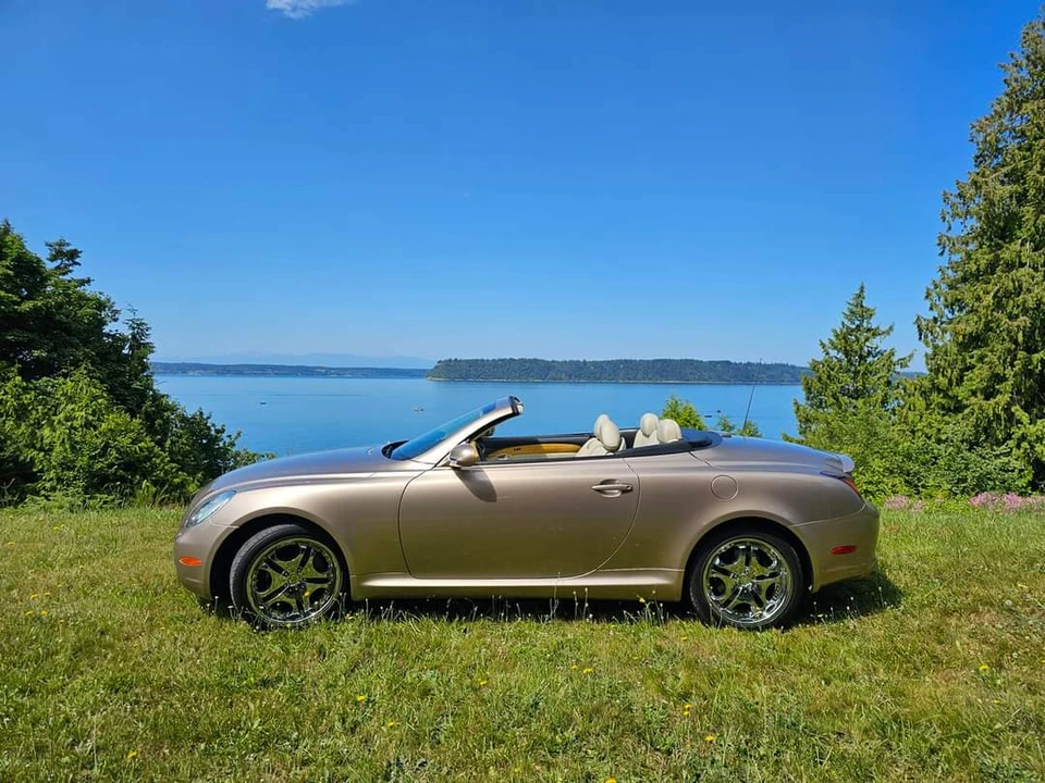 2005 Lexus SC430 - Image 10 of 31