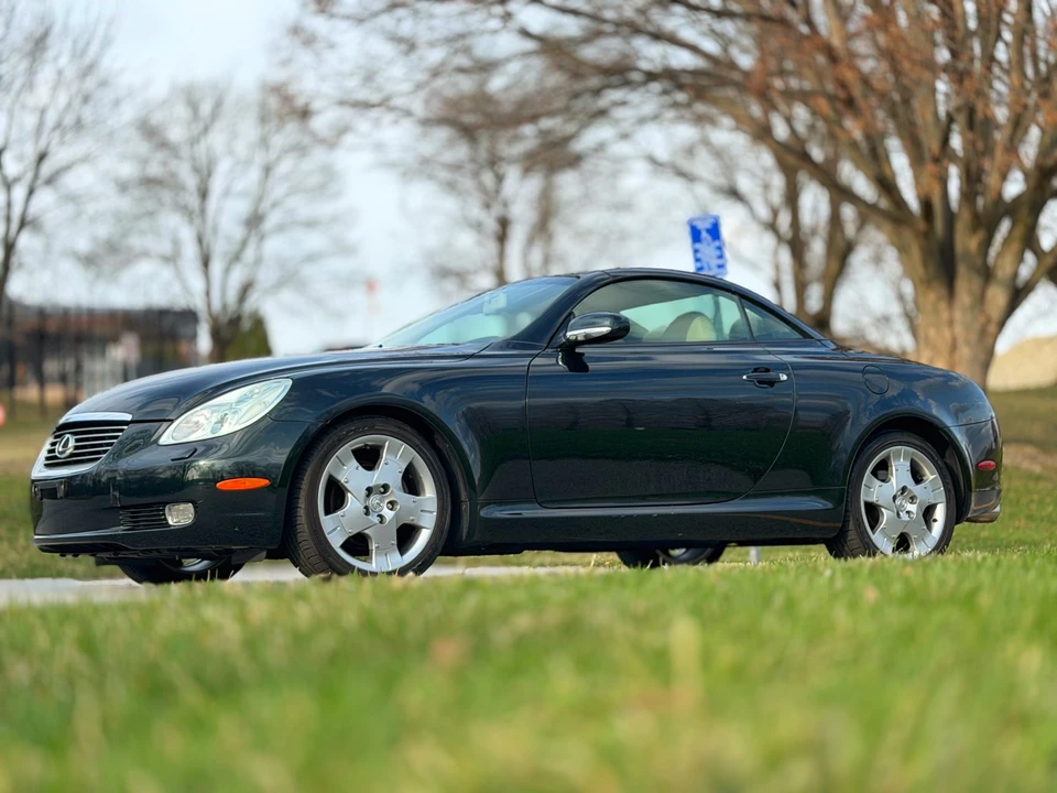 2005 Lexus SC430 - Image 10 of 31