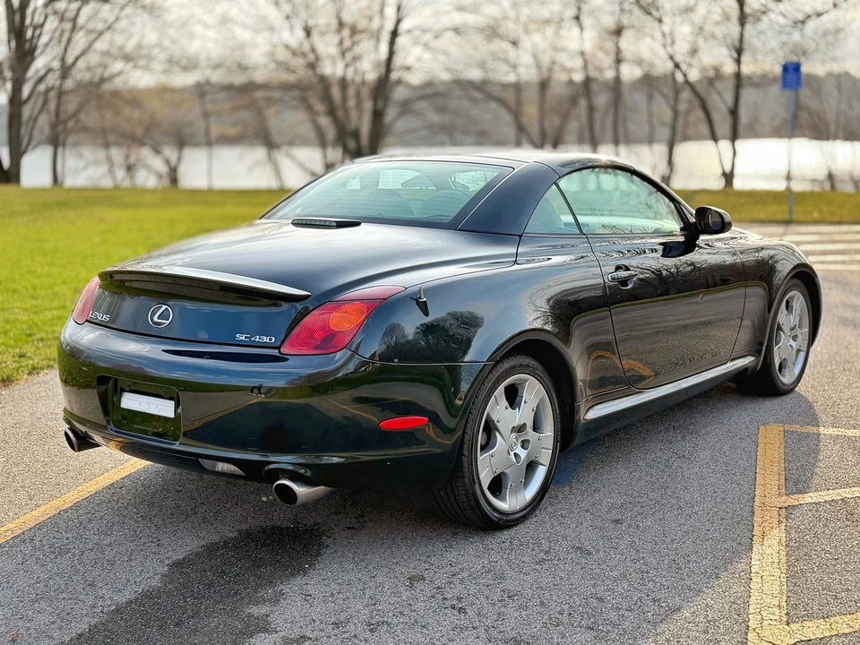 2005 Lexus SC430 - Image 18 of 31