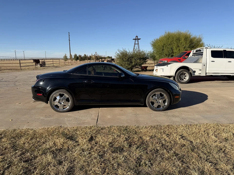2005 Lexus SC430 - Image 17 of 31