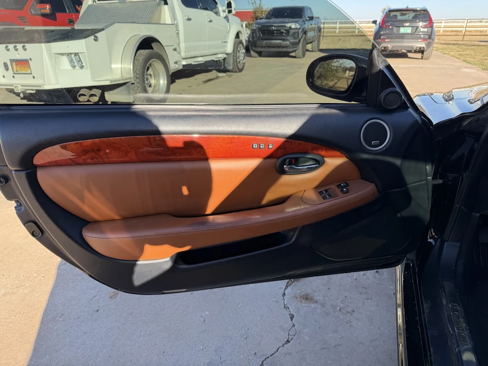 2005 Lexus SC430 - Image 23 of 31