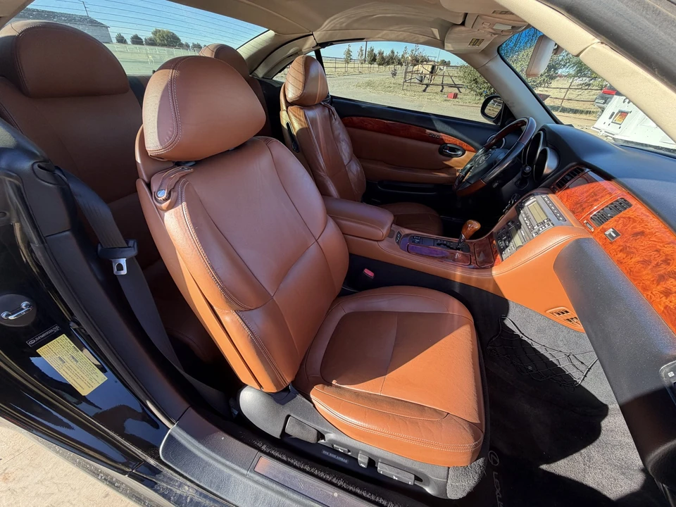 2005 Lexus SC430 - Image 26 of 31