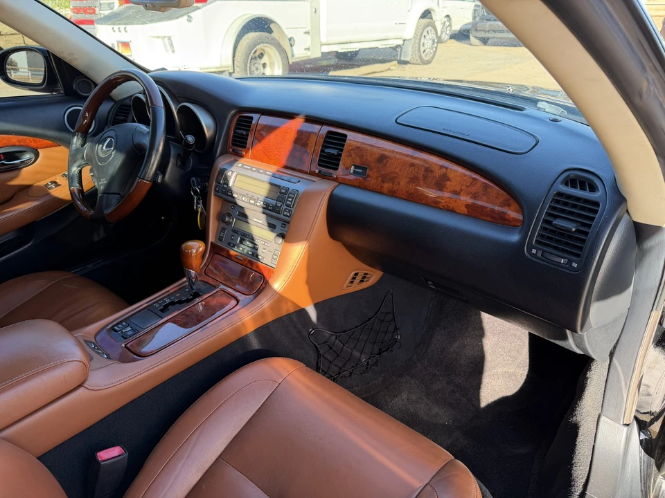 2005 Lexus SC430 - Image 30 of 31