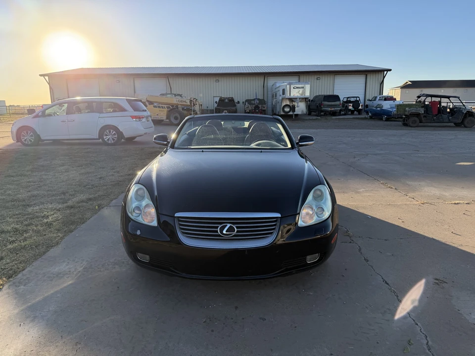 2005 Lexus SC430 - Image 3 of 31