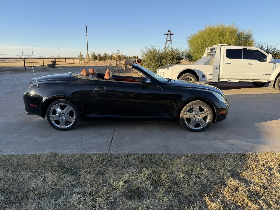2005 Lexus SC430 - Image 9 of 31