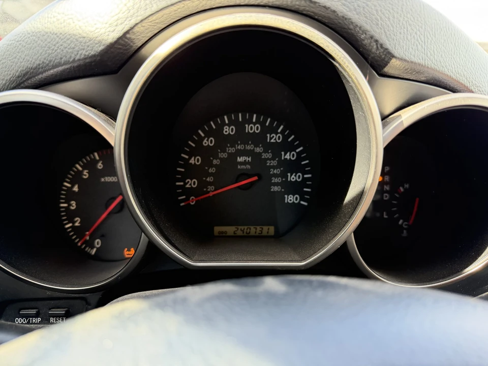 2005 Lexus SC430 - Image 31 of 31