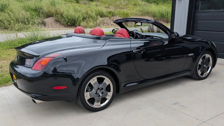 2005 Lexus SC430 - Image 2 of 17