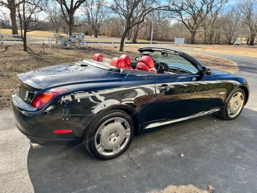 2005 Lexus SC430 - Image 3 of 16