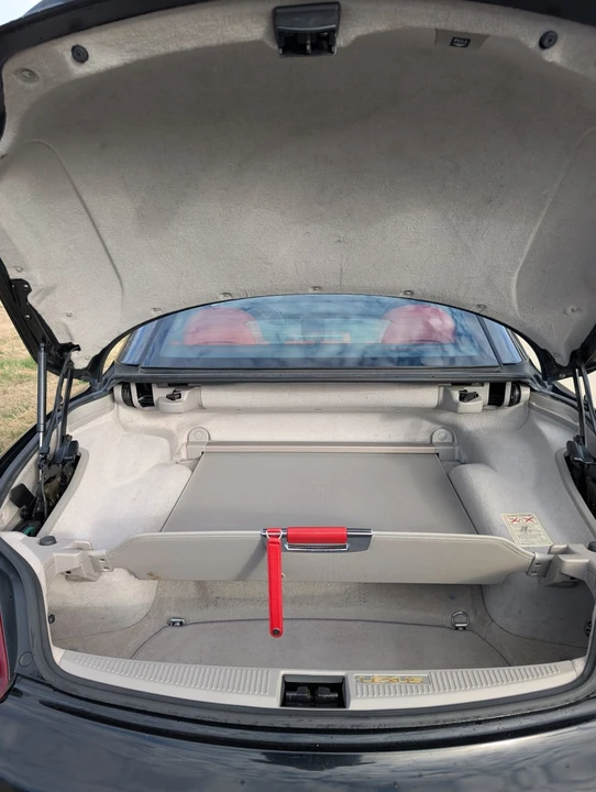 2005 Lexus SC430 - Image 16 of 17