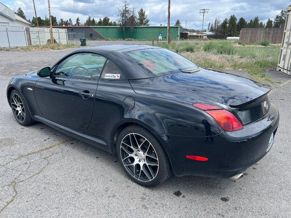 2005 Lexus SC430 - Image 2 of 24