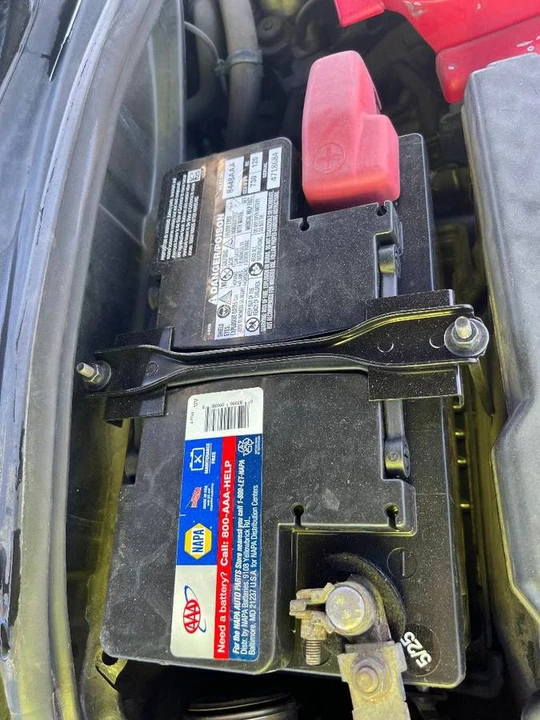 2005 Lexus SC430 - Image 14 of 24