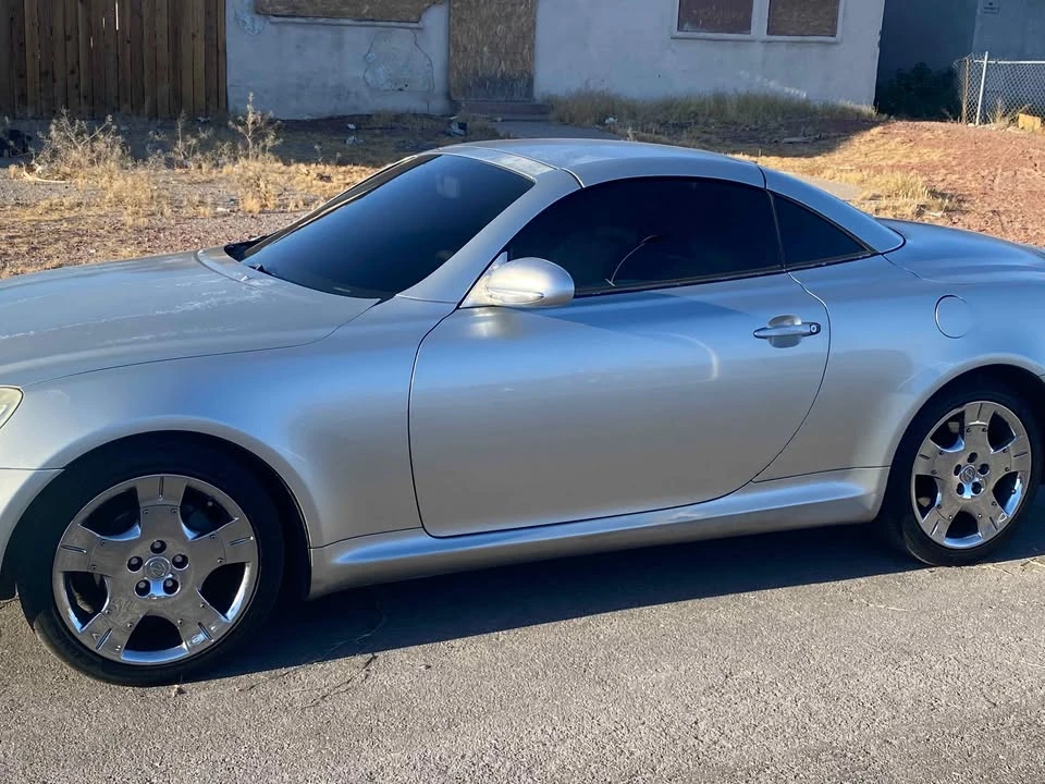 2005 Lexus SC430 - Image 3 of 6
