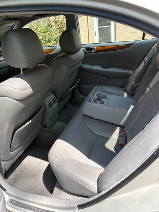 2005 Lexus ES 4th Gen - Image 8 of 10