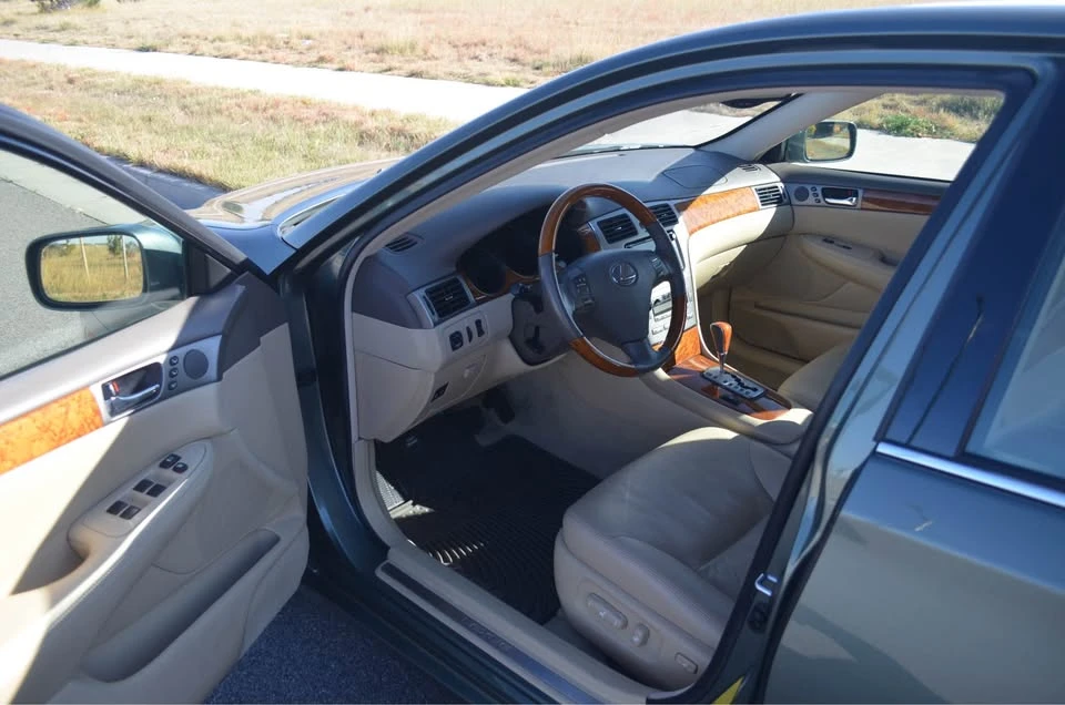 2005 Lexus ES 4th Gen - Image 7 of 10