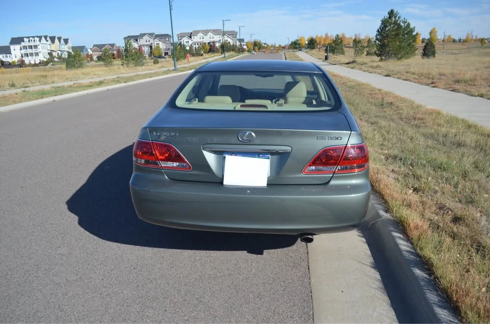 2005 Lexus ES 4th Gen - Image 4 of 10