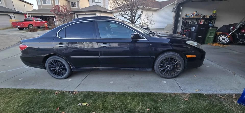 2005 Lexus ES 3rd Gen - Image 3 of 8