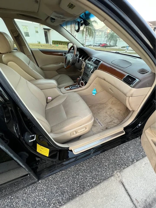 2005 Lexus ES 4th Gen - Image 9 of 18