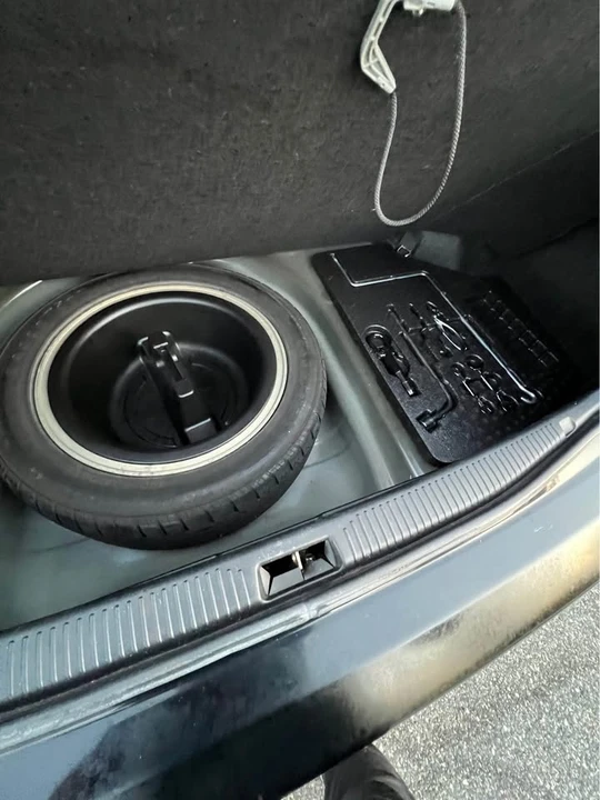 2005 Lexus ES 4th Gen - Image 15 of 18