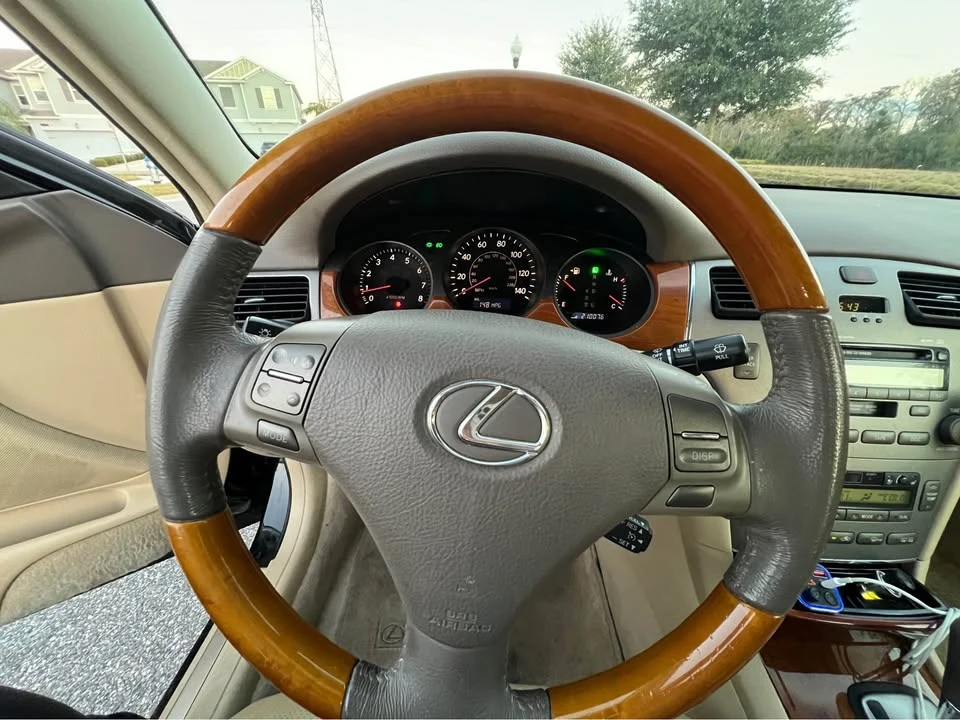 2005 Lexus ES 4th Gen - Image 18 of 18