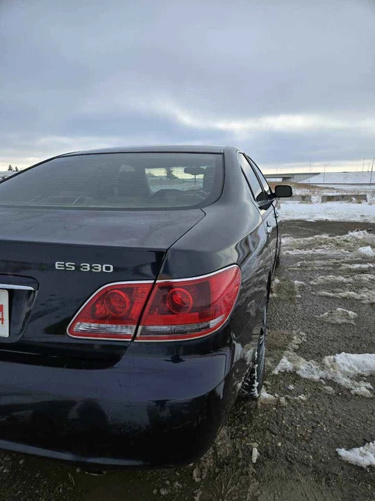 2005 Lexus ES 4th Gen - Image 11 of 11