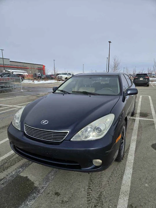 2005 Lexus ES 4th Gen - Image 2 of 11