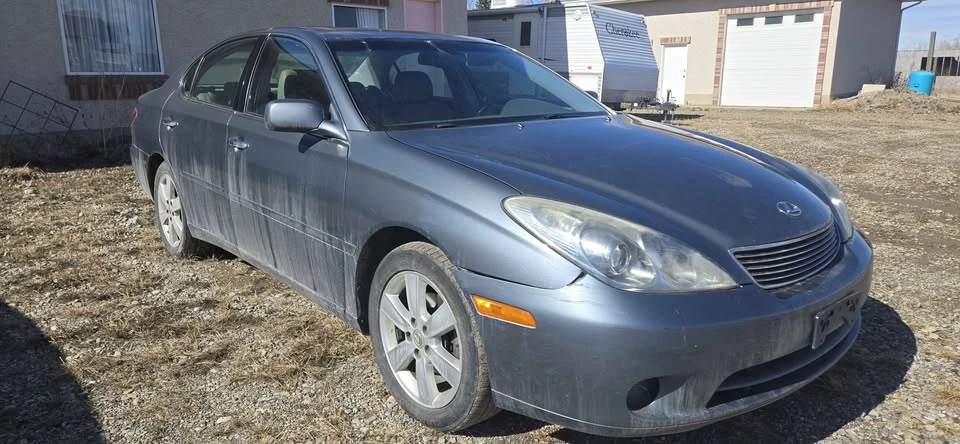 2005 Lexus ES 4th Gen - Image 2 of 10