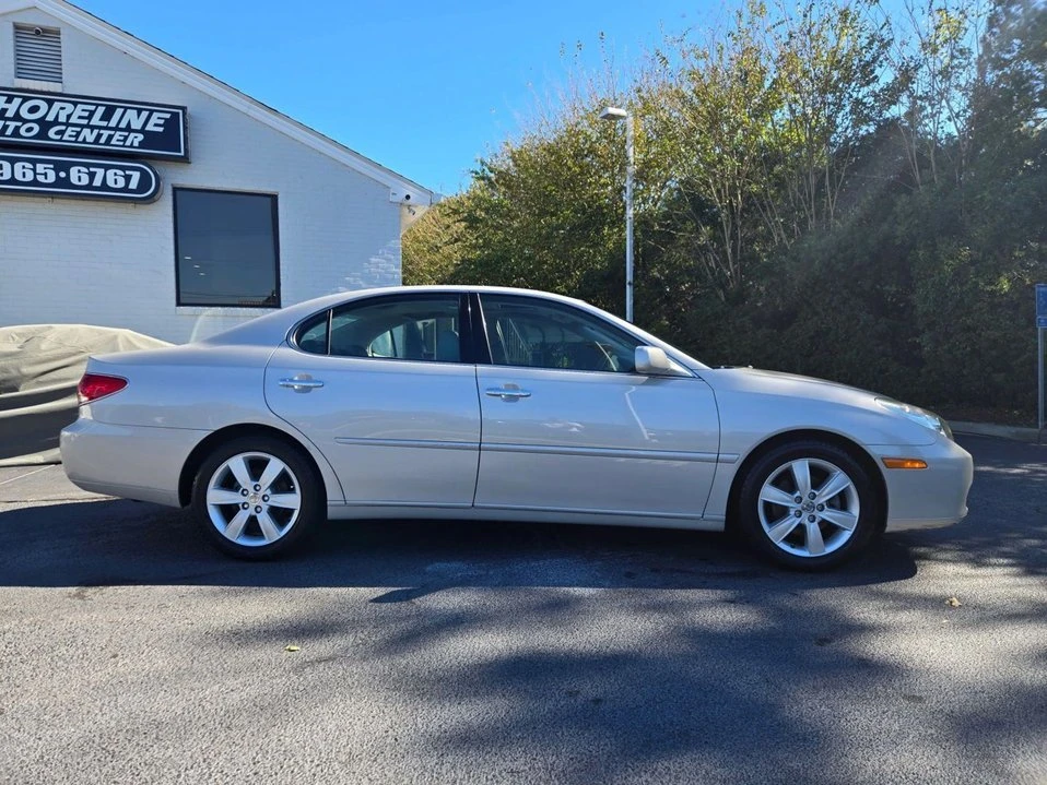 2005 Lexus ES 4th Gen - Image 8 of 20