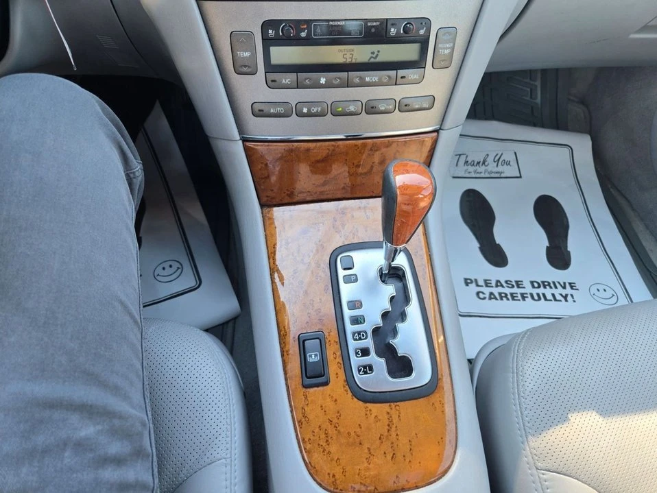 2005 Lexus ES 4th Gen - Image 6 of 20