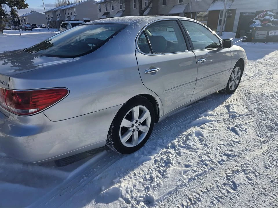 2005 Lexus ES 4th Gen - Image 18 of 19