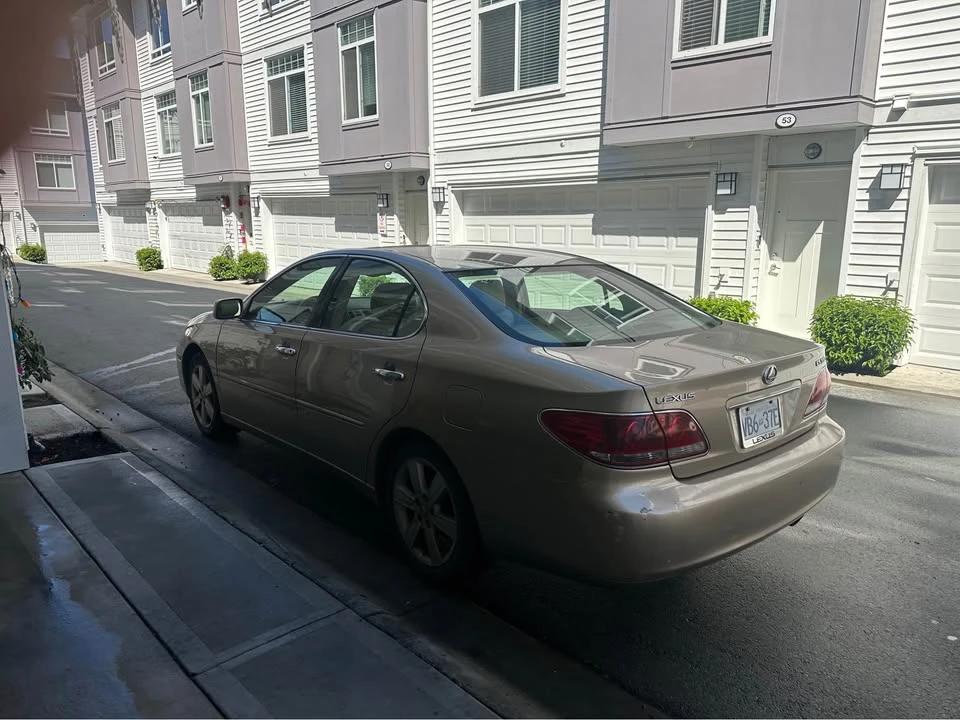 2005 Lexus ES 4th Gen - Image 2 of 6