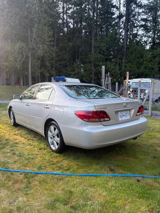 2005 Lexus ES 4th Gen - Image 2 of 7