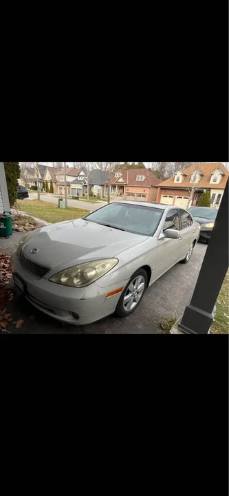 2005 Lexus ES 4th Gen - Image 4 of 4